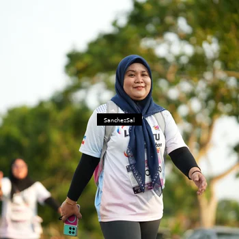 Runner Photo 7712770