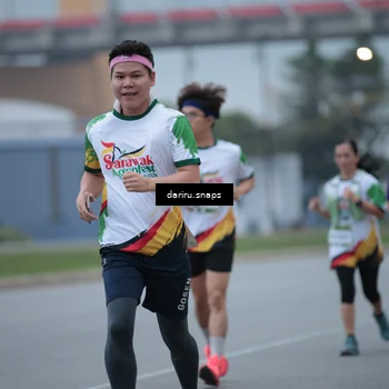 Runner Photo 7712778