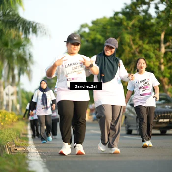 Runner Photo 7712783