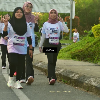 Runner Photo 7712784