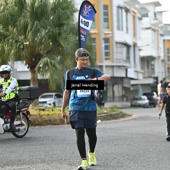 Runner Photo 7712801