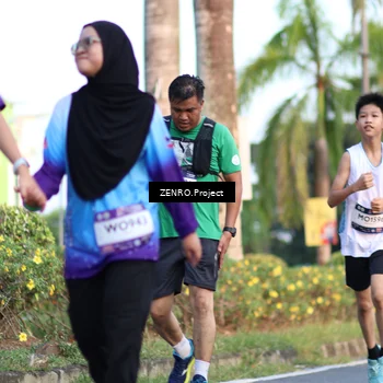 Runner Photo 7712807