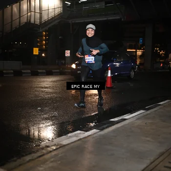 Runner Photo 7712815