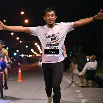Runner Photo 7712822