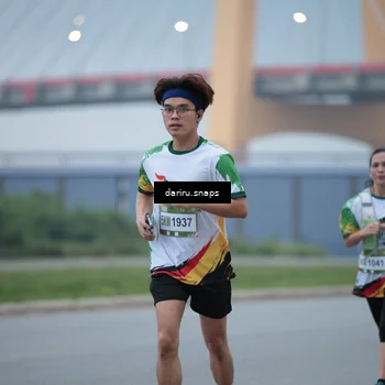 Runner Photo 7712844