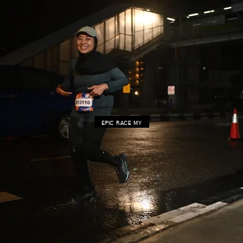 Runner Photo 7712858