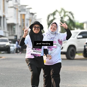 Runner Photo 7712868
