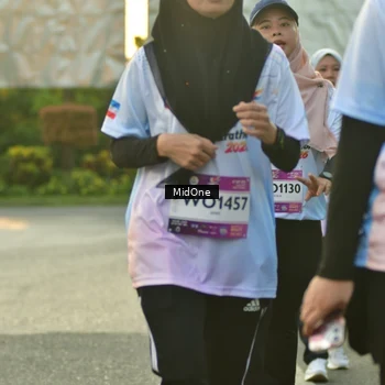 Runner Photo 7712880
