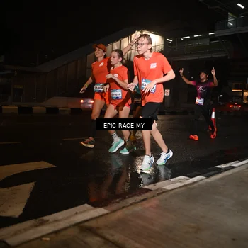 Runner Photo 7712885