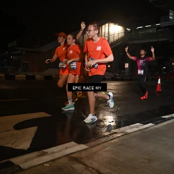Runner Photo 7712903