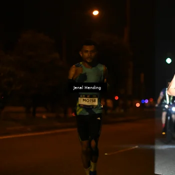 Runner Photo 7712905