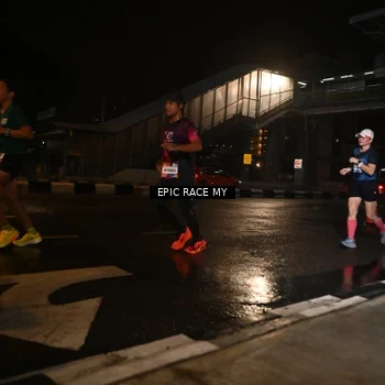 Runner Photo 7712926