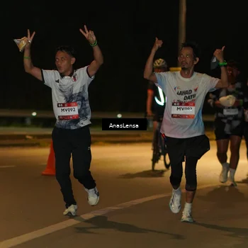 Runner Photo 7712930