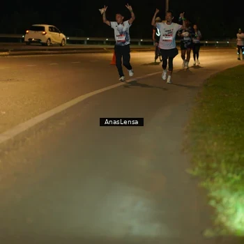 Runner Photo 7712931