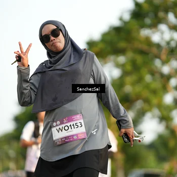Runner Photo 7712950