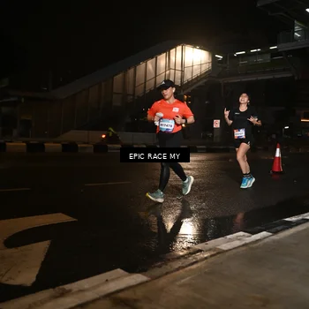 Runner Photo 7712953