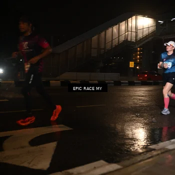 Runner Photo 7712954