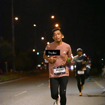 Runner Photo 7712964