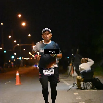 Runner Photo 7712971