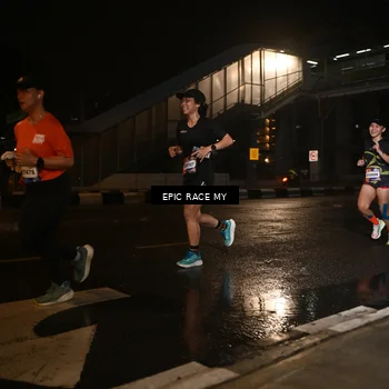Runner Photo 7712976