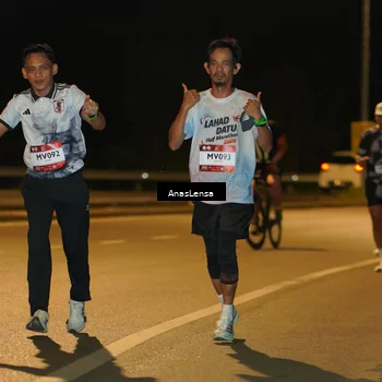 Runner Photo 7712977