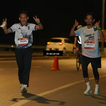 Runner Photo 7712988