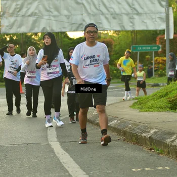 Runner Photo 7712991