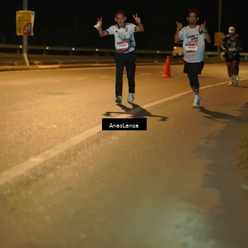 Runner Photo 7712998