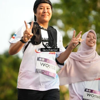 Runner Photo 7713004