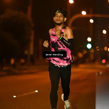 Runner Photo 7713011