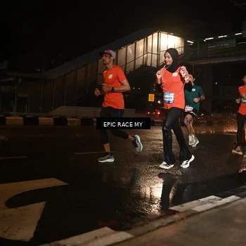 Runner Photo 7713015