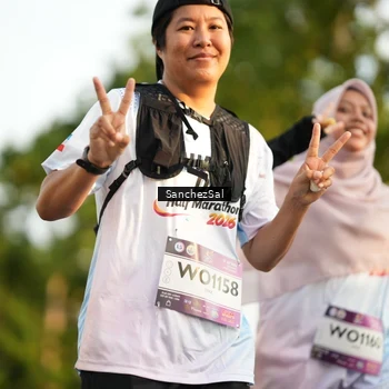 Runner Photo 7713020