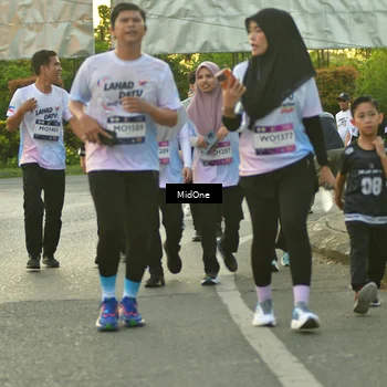 Runner Photo 7713028