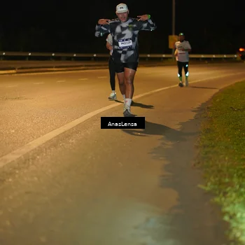 Runner Photo 7713046