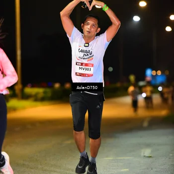 Runner Photo 7713110