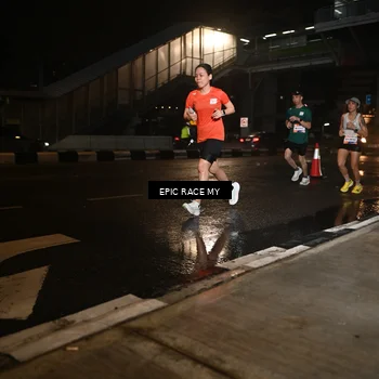 Runner Photo 7713116