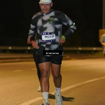 Runner Photo 7713117