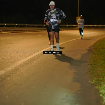 Runner Photo 7713119