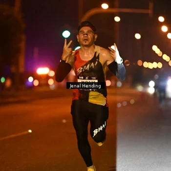 Runner Photo 7713140