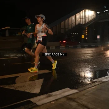 Runner Photo 7713141