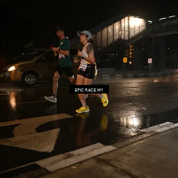 Runner Photo 7713148