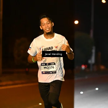 Runner Photo 7713149