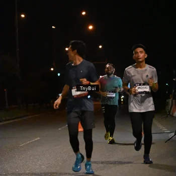 Runner Photo 7713151