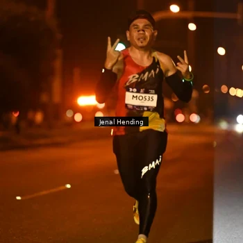 Runner Photo 7713153