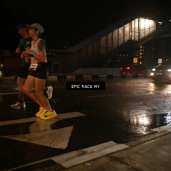 Runner Photo 7713155