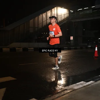 Runner Photo 7713194