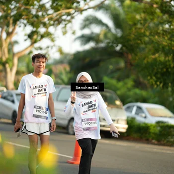 Runner Photo 7713201