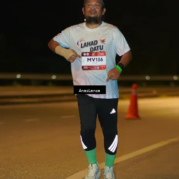 Runner Photo 7713241