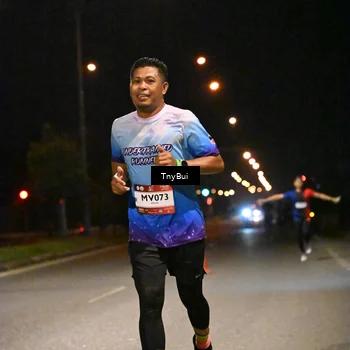 Runner Photo 7713257