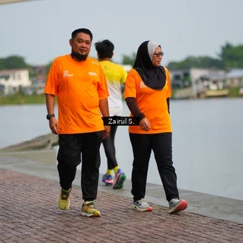 Runner Photo 7713265